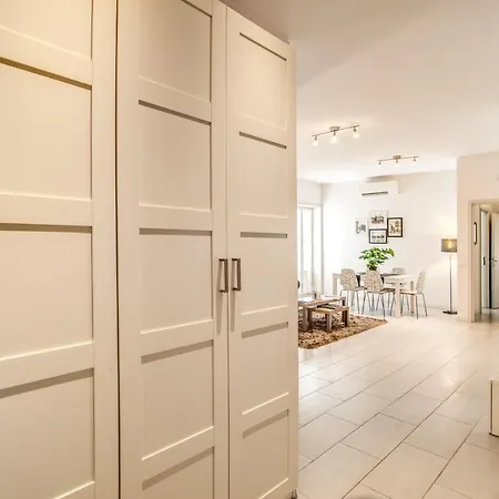 Apartament Vaticanum Modern & Family *